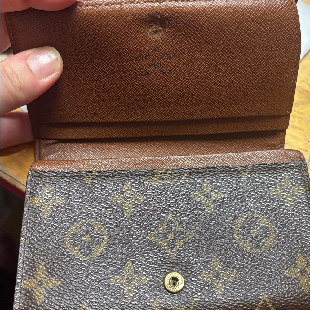 Louis Vuitton Monogram Canvas Brown Wallet - Picture 15 of 15
